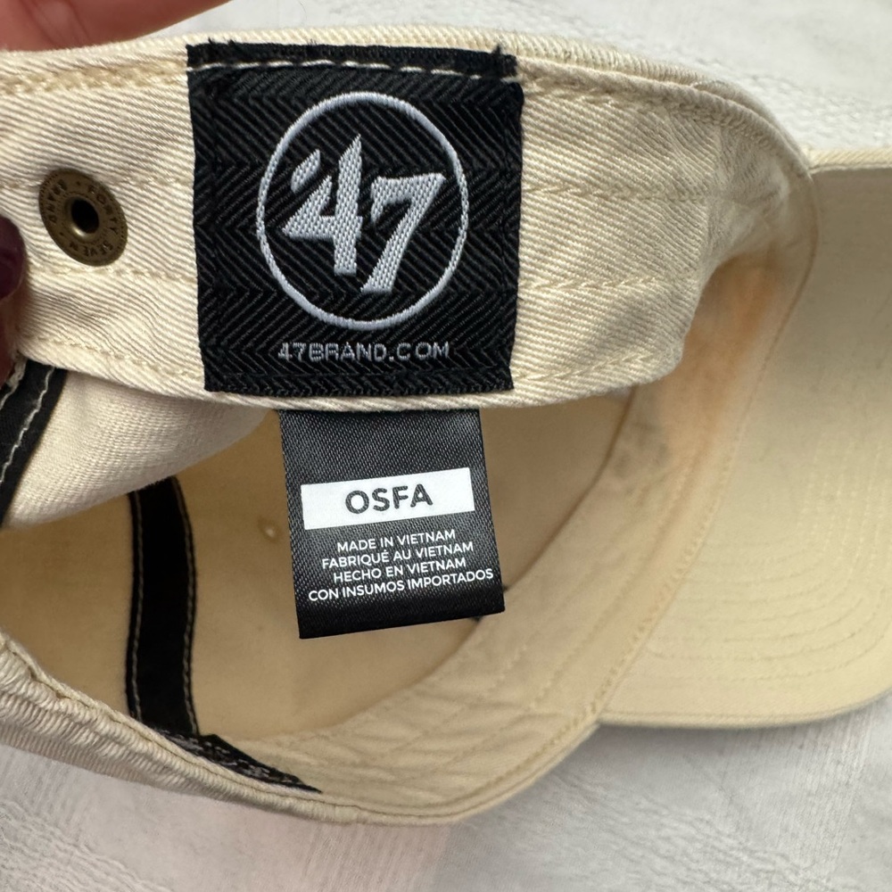 Beige NY Logo Cap - Picture 3 of 4